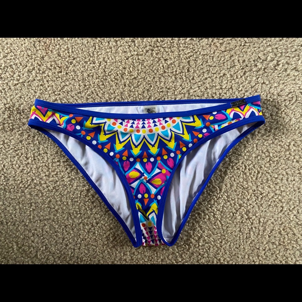 Printed Bikini Set - Picture 3 of 4